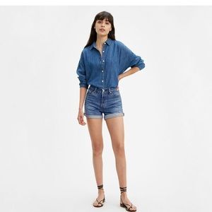 NWT Levi 501 Midrise Shorts